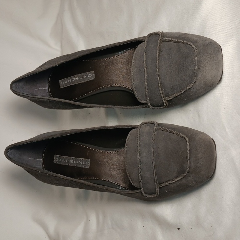 Bandolino Gray Leather Suede Kitten Heel Pumps - Picture 3 of 8